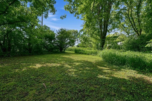 N6934 High Point ROAD, Beaver Dam, WI 53916