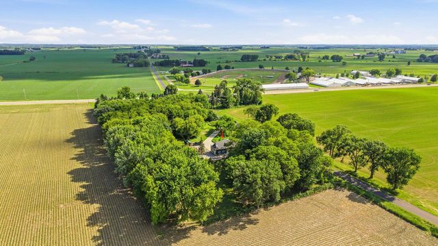 N6934 High Point ROAD, Beaver Dam, WI 53916