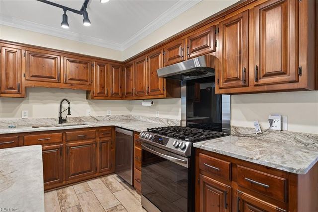 8601 Partridge Point RD, Suffolk, VA 23436