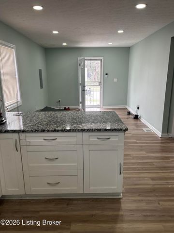 3125 W Kentucky St, Louisville, KY 40211