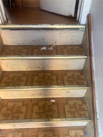 12517 Arlington Avenue, Cleveland, OH 44108