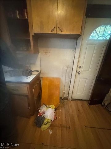 12517 Arlington Avenue, Cleveland, OH 44108