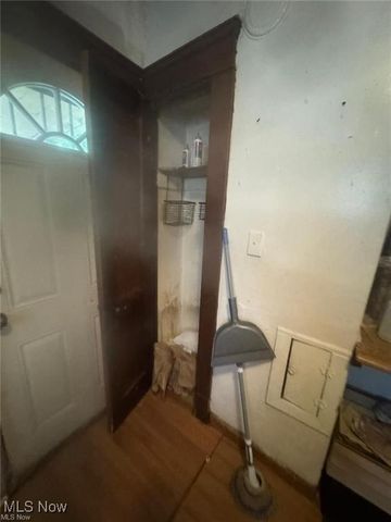 12517 Arlington Avenue, Cleveland, OH 44108