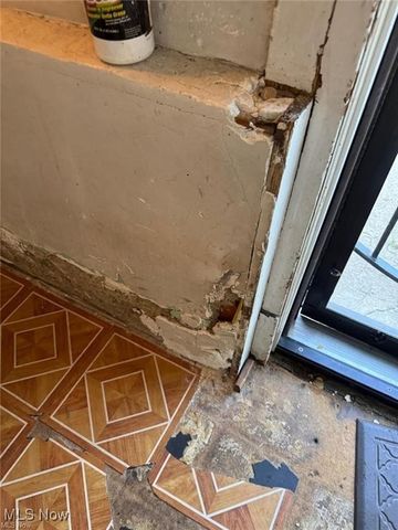 12517 Arlington Avenue, Cleveland, OH 44108