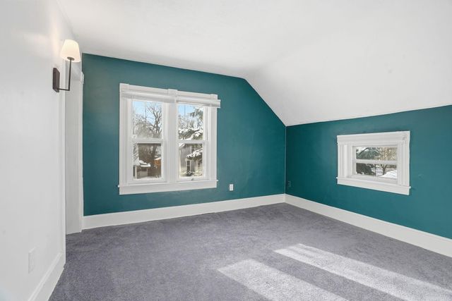 237 Page Street E, Saint Paul, MN 55107