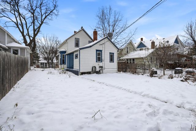 237 Page Street E, Saint Paul, MN 55107