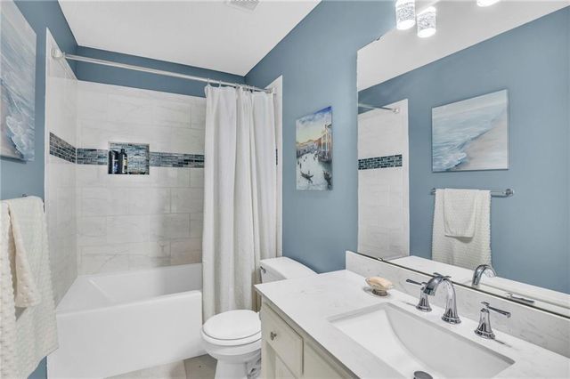 18441 Spruce Street, Gardner, KS 66030