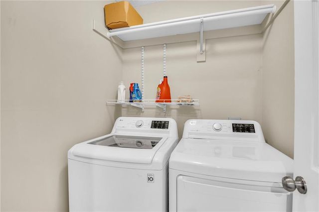 18441 Spruce Street, Gardner, KS 66030