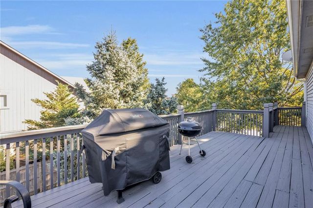 18441 Spruce Street, Gardner, KS 66030