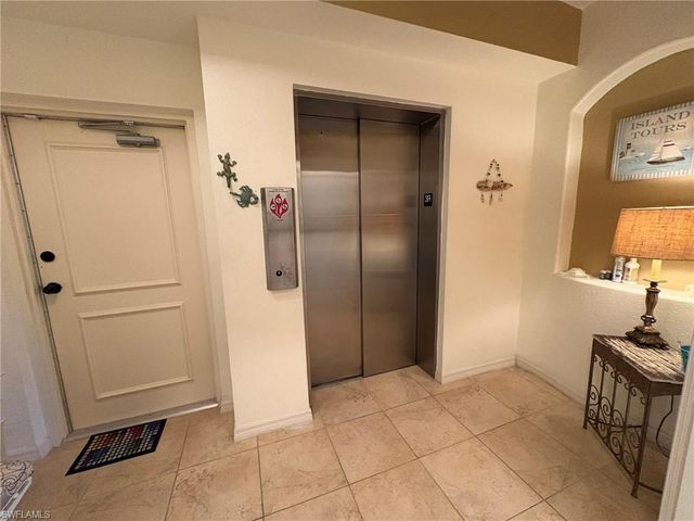10031 Lake Cove DR 201, Fort Myers, FL 33908