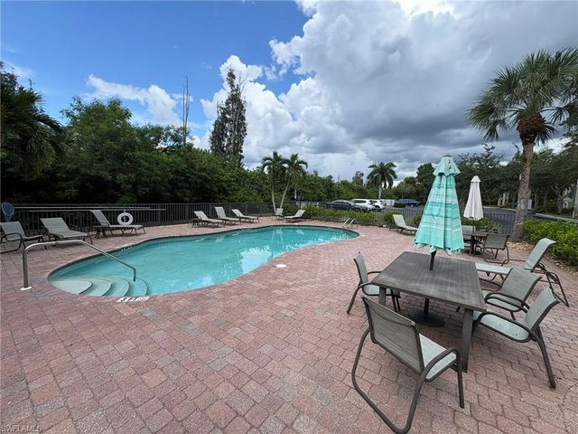 10031 Lake Cove DR 201, Fort Myers, FL 33908