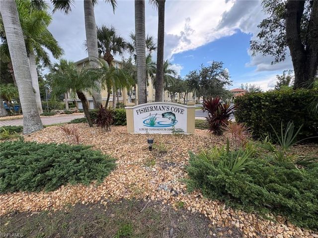 10031 Lake Cove DR 201, Fort Myers, FL 33908