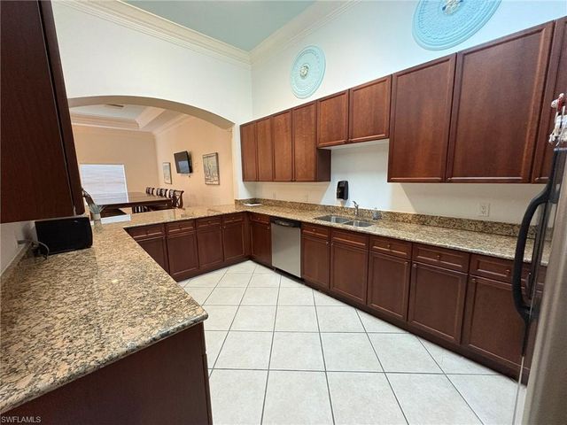 10031 Lake Cove DR 201, Fort Myers, FL 33908