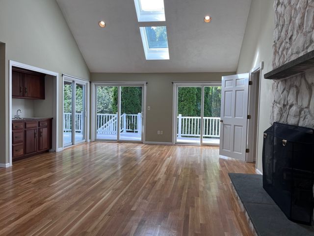 143 East Emerson 143, Lexington, MA 02420