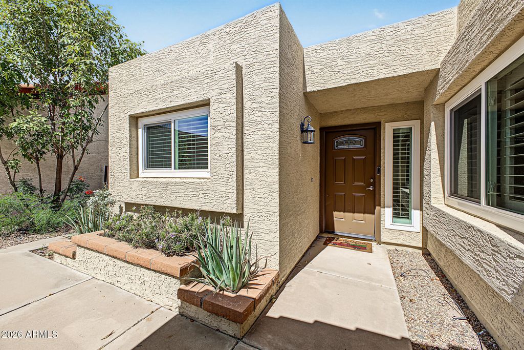 2226 E FAIRVIEW Avenue, Mesa, AZ 85204 — photo 5