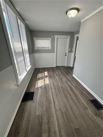 2208 Seneca Street, St Joseph, MO 64507