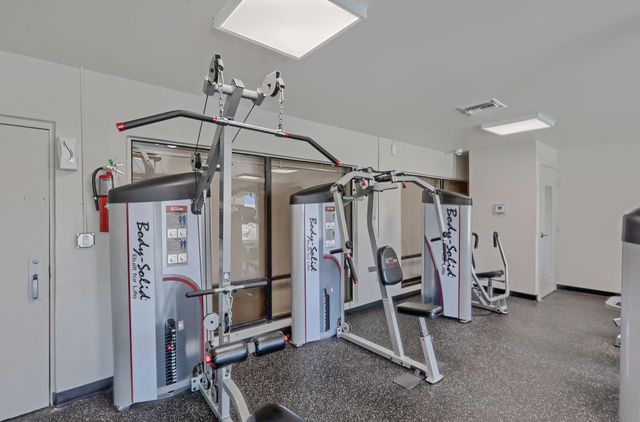 5250 Las Verdes Circle 313, Delray Beach, FL 33484