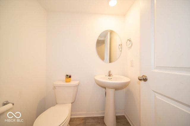 10518 Quartz Lane, Indianapolis, IN 46235