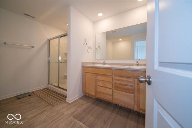 10518 Quartz Lane, Indianapolis, IN 46235