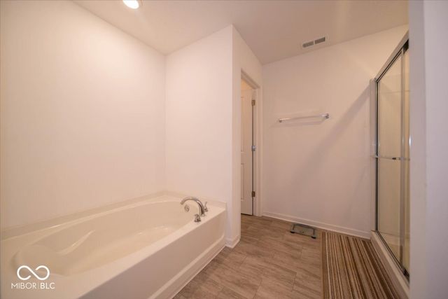 10518 Quartz Lane, Indianapolis, IN 46235