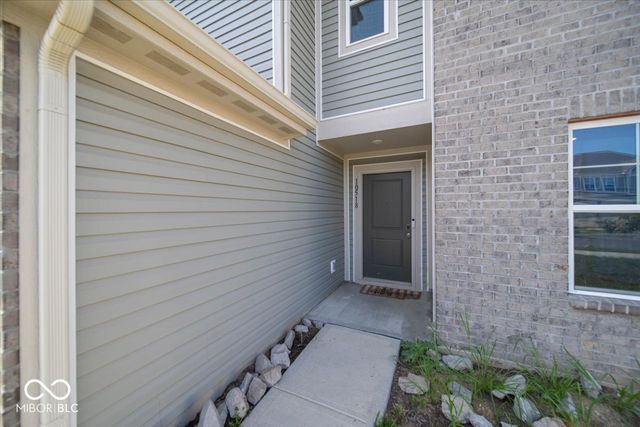 10518 Quartz Lane, Indianapolis, IN 46235