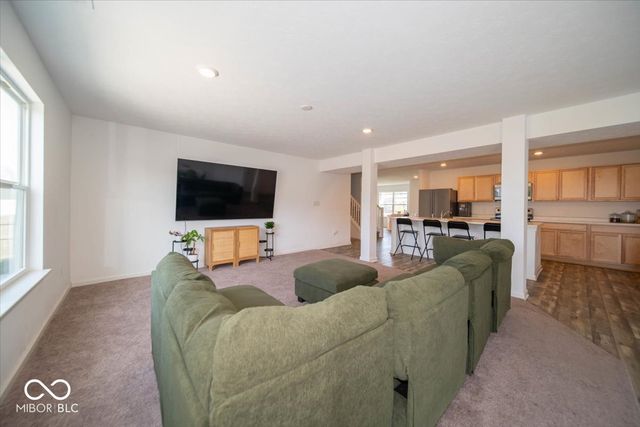 10518 Quartz Lane, Indianapolis, IN 46235