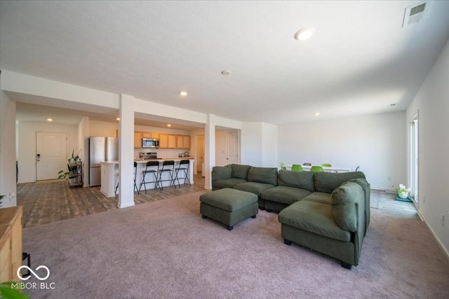 10518 Quartz Lane, Indianapolis, IN 46235