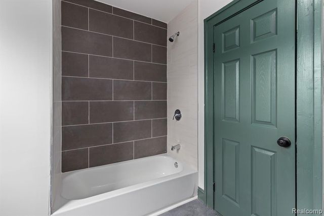 15781 Washburn St, Detroit, MI 48238