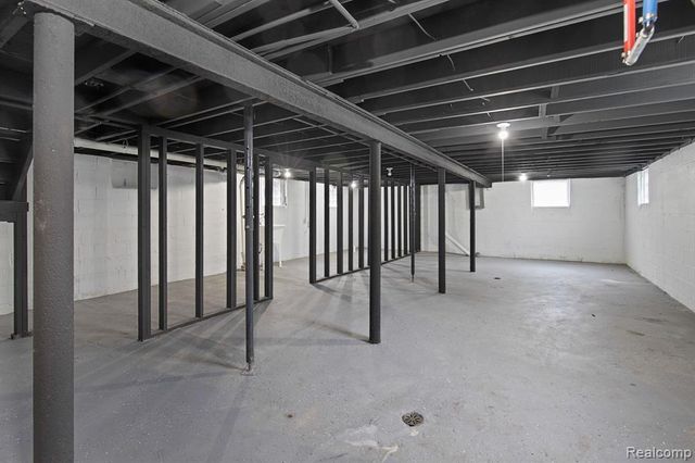 15781 Washburn St, Detroit, MI 48238