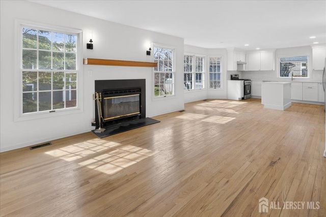 1 CRANBERRY Court, South Brunswick, NJ 08540