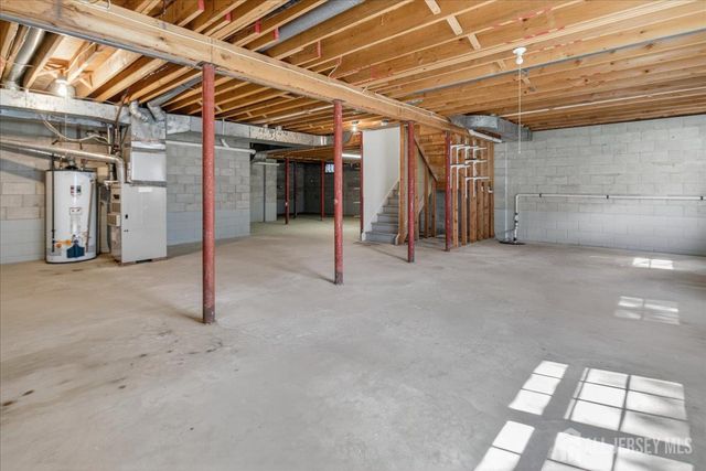 1 CRANBERRY Court, South Brunswick, NJ 08540