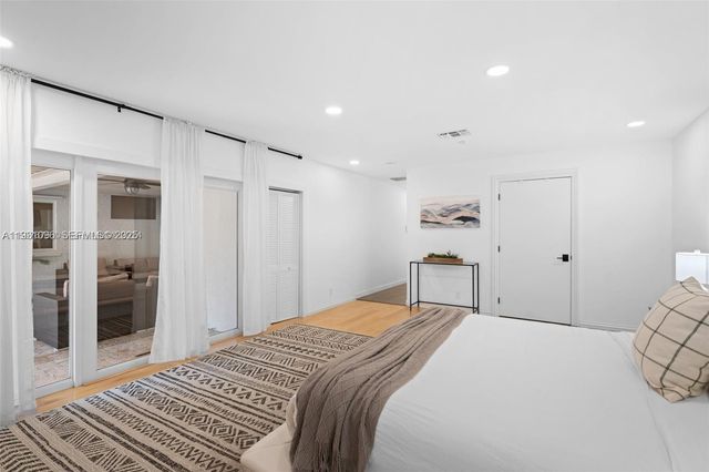 413 Holiday, Hallandale Beach, FL 33009