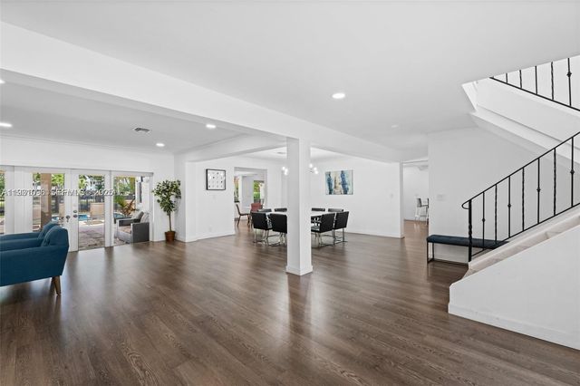 413 Holiday, Hallandale Beach, FL 33009