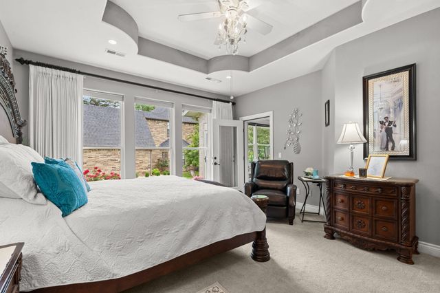 400 Loganberry Road, Branson, MO 65616
