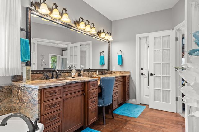 400 Loganberry Road, Branson, MO 65616