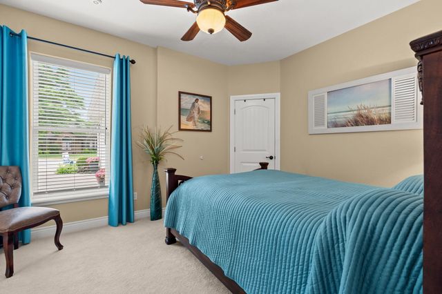 400 Loganberry Road, Branson, MO 65616