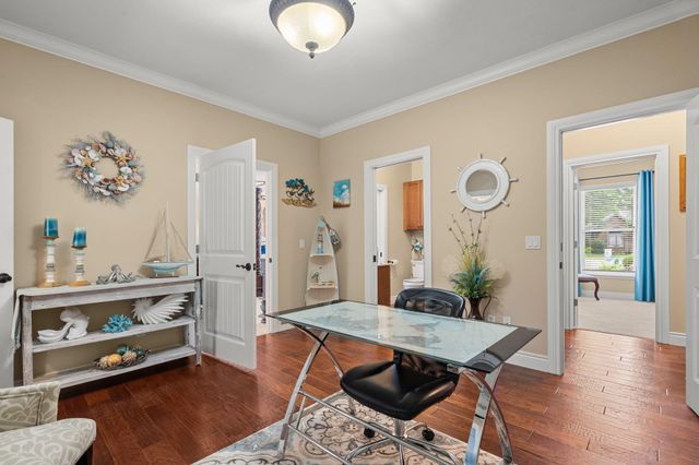 400 Loganberry Road, Branson, MO 65616