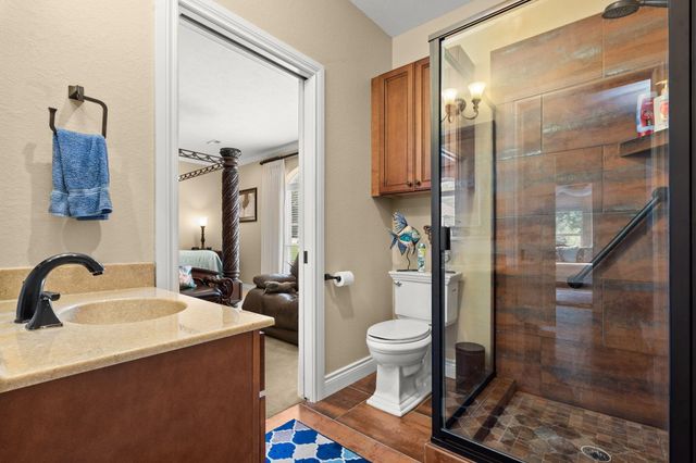 400 Loganberry Road, Branson, MO 65616