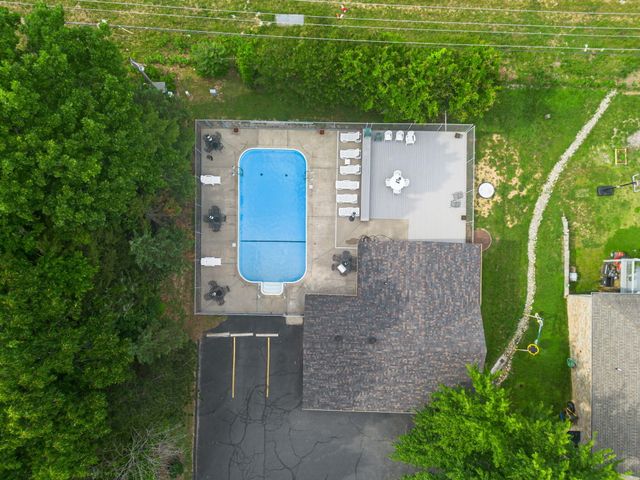 400 Loganberry Road, Branson, MO 65616