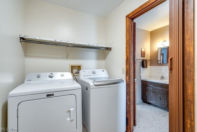 388 Fairwood Circle, Berea, OH 44017