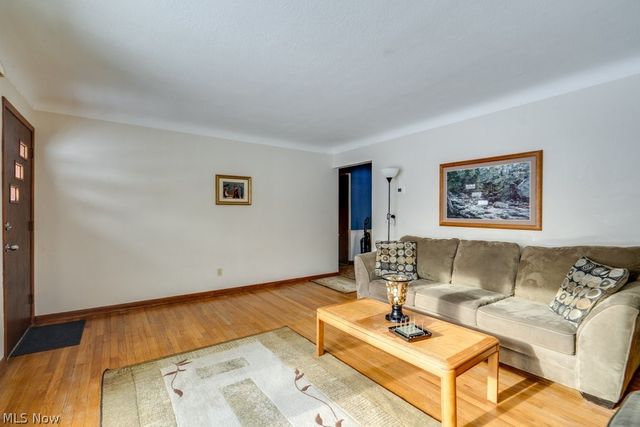 388 Fairwood Circle, Berea, OH 44017