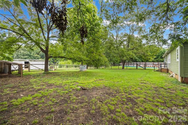 194 Old Limestone Road W, York, SC 29745