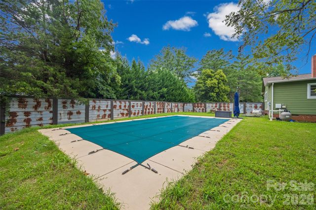 194 Old Limestone Road W, York, SC 29745