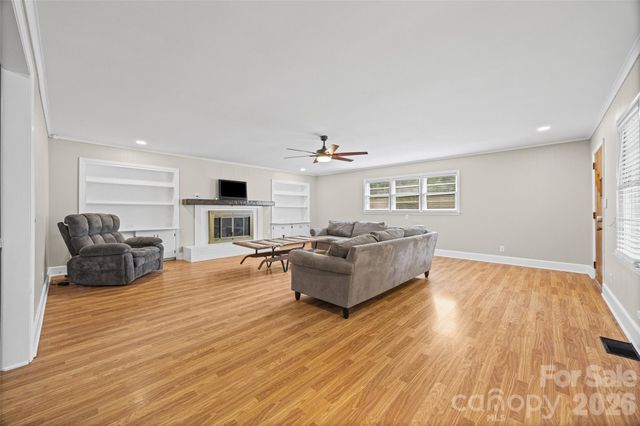 194 Old Limestone Road W, York, SC 29745