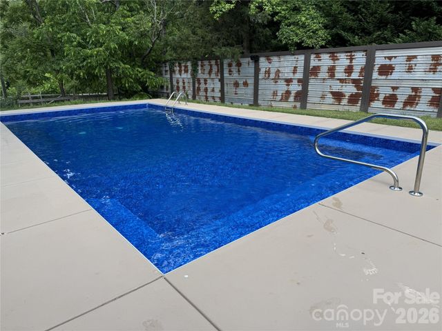 194 Old Limestone Road W, York, SC 29745