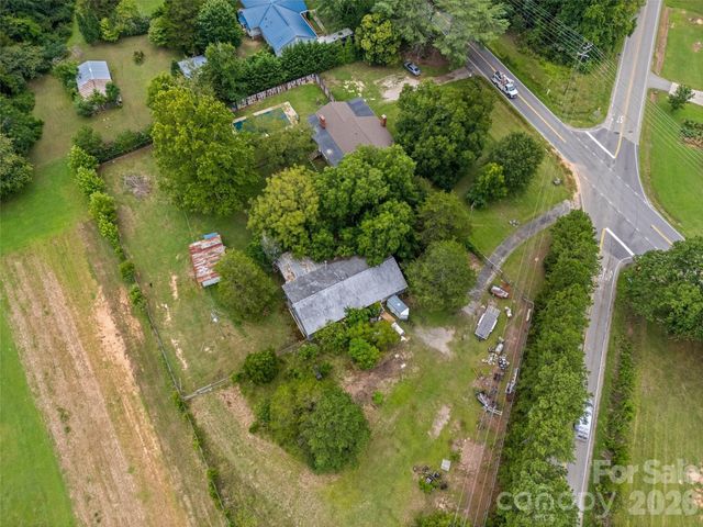 194 Old Limestone Road W, York, SC 29745