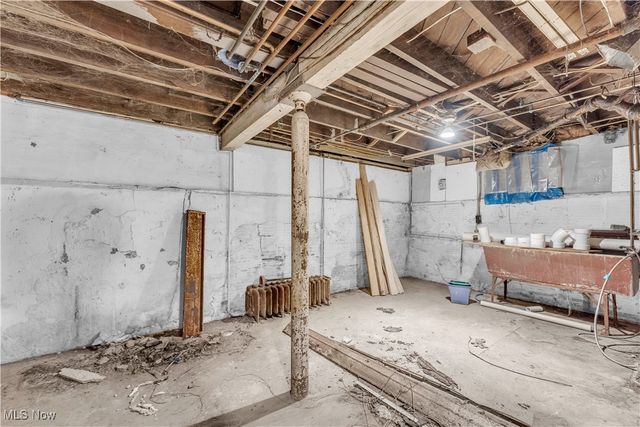 908 Stadelman Avenue, Akron, OH 44320