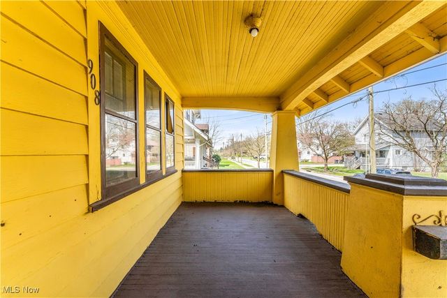 908 Stadelman Avenue, Akron, OH 44320