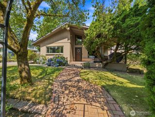 150 S 170th Street, Burien, WA 98148