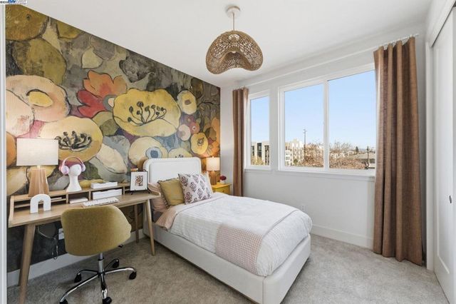 1660 Clement Avenue, Alameda, CA 94501